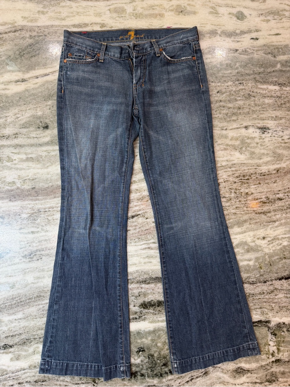 7 For All Mankind Dark Blue Bootcut Jeans with Signature Pocket Stitching Size 2 - Picture 2 of 7